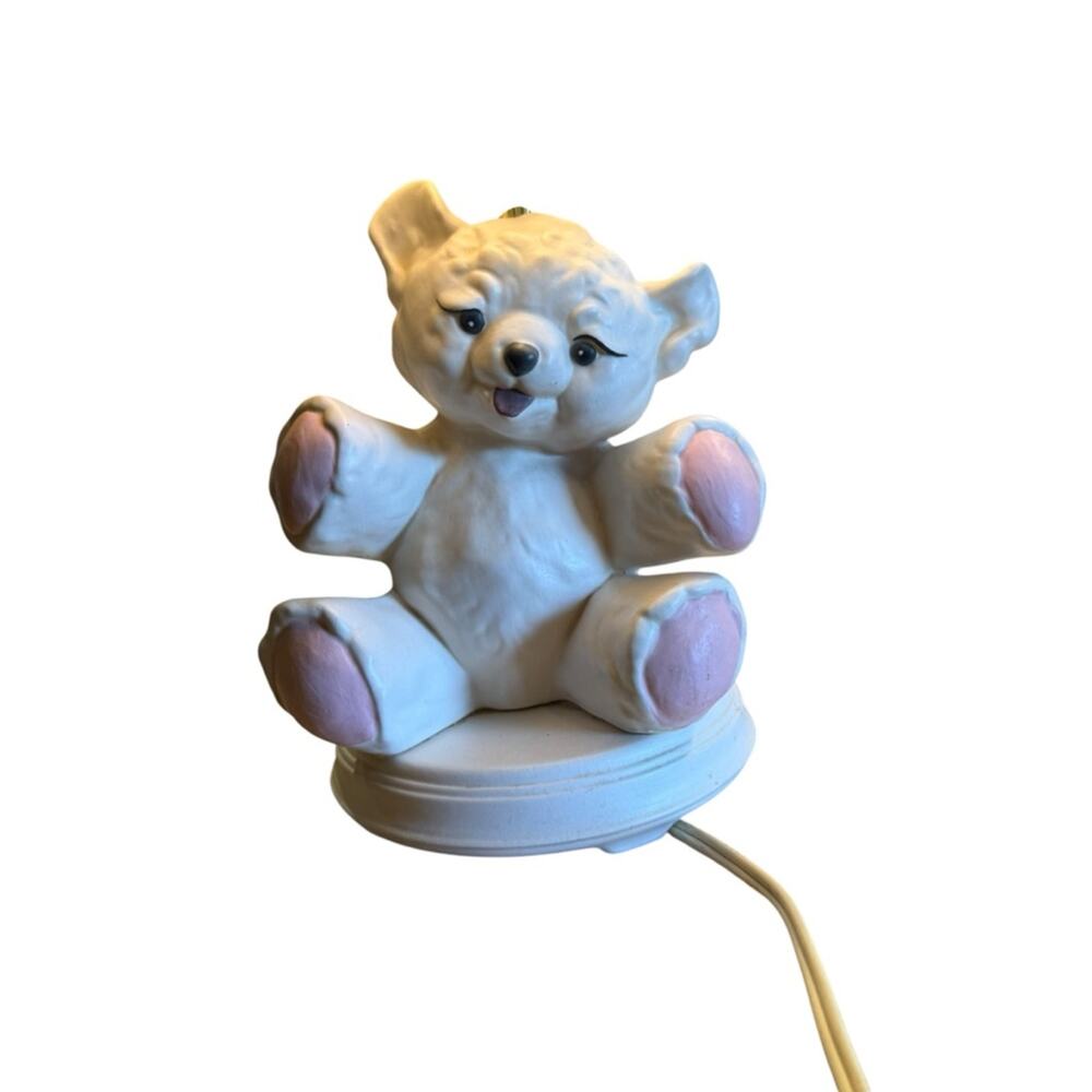 Vintage Ceramic Teddy Bear Table Lamp in White with Pink Paws Plastic Shade - Picture 2 of 8